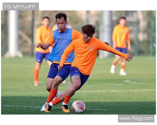 值得称赞,泰山队两新星加练,一天两练,谢文能情绪真的没得说 值得称赞,泰山队两新星加练,一天两练,谢文能情绪真的没得说